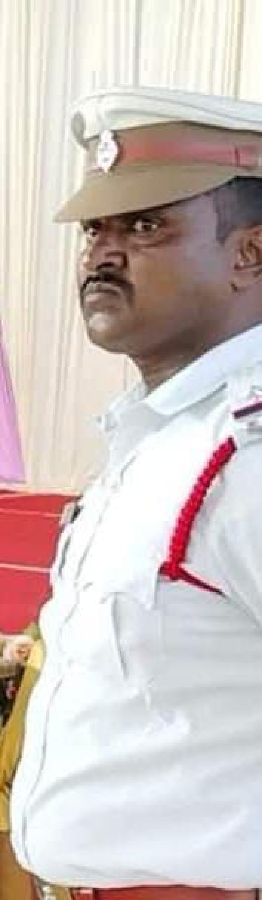 கோவில்பட்டியில் போக்குவரத்து உதவி ஆய்வாளர் மற்றும் பெண் காவலர் சஸ்பெண்ட்.!