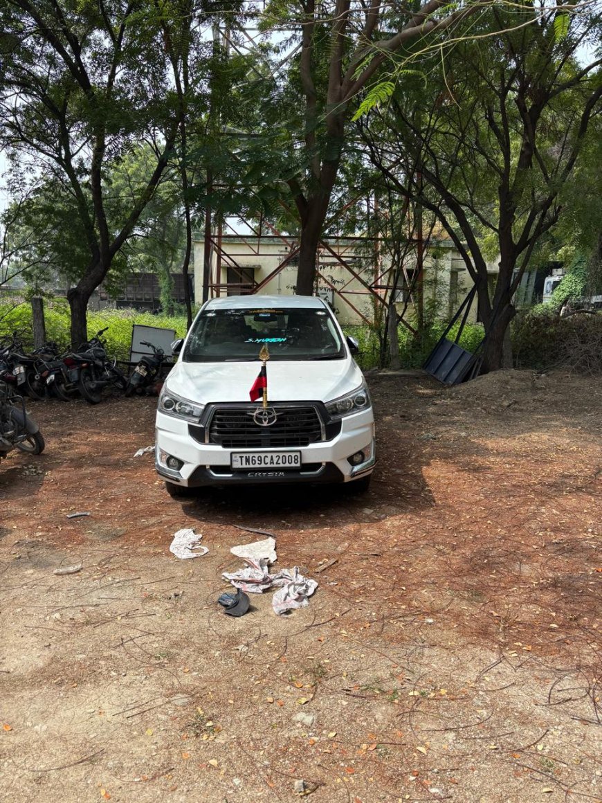 தூத்துக்குடியில் பட்டப்பகலில் வழக்கறிஞர் கடத்தல்.!