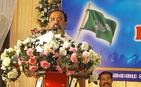 இன்ஸ்டா, பேஸ்புக்-ல பதிவு போட்டால் அரசியல்வாதியா? தூத்துக்குடி, தவெக தெற்கு மாவட்ட செயலாளர் பிரைட்டர் பேச்சு.!