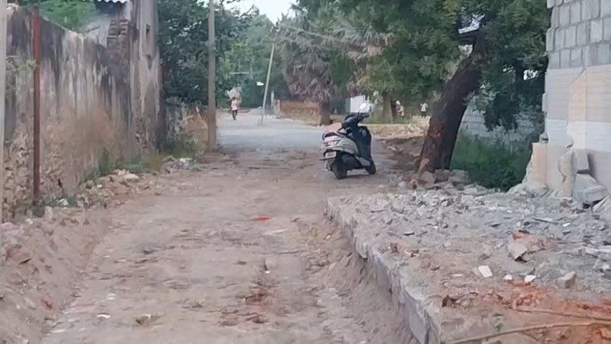 47 ஆண்டுகளாக ஆக்கிரமிக்கப்பட்ட பல கோடி நிலம் மீட்பு: புதிய சாலை பணி தொடக்கம்.,