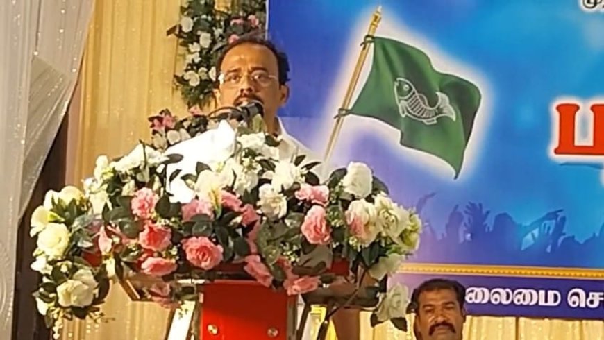 இன்ஸ்டா, பேஸ்புக்-ல பதிவு போட்டால் அரசியல்வாதியா? தூத்துக்குடி, தவெக தெற்கு மாவட்ட செயலாளர் பிரைட்டர் பேச்சு.!