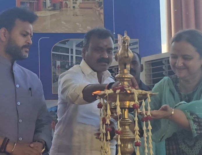 தமிழ்நாடு வேகமாக வளர்ந்து வருவதற்கு காரணம் மோடி தான் - மத்திய இணை அமைச்சர் எல் முருகன் தூத்துக்குடியில் பேச்சு.!