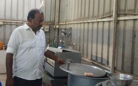 சுகாதார சீர்கேடு முதல் டோக்கன் முறைகேடு வரை... தூத்துக்குடி அம்மா உணவகத்தில்.!