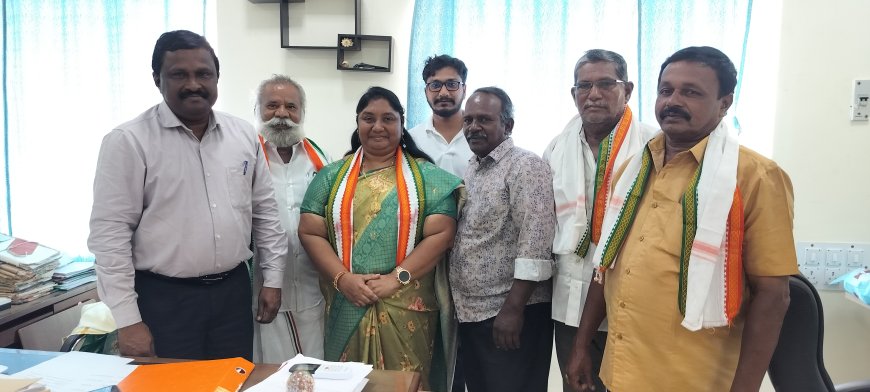 மீனவர் நலன் தொடர்பாக ஜே.டி.யை சந்தித்து கோரிக்கை வைத்த காங்கிரஸ் நிர்வாகிகள்.!